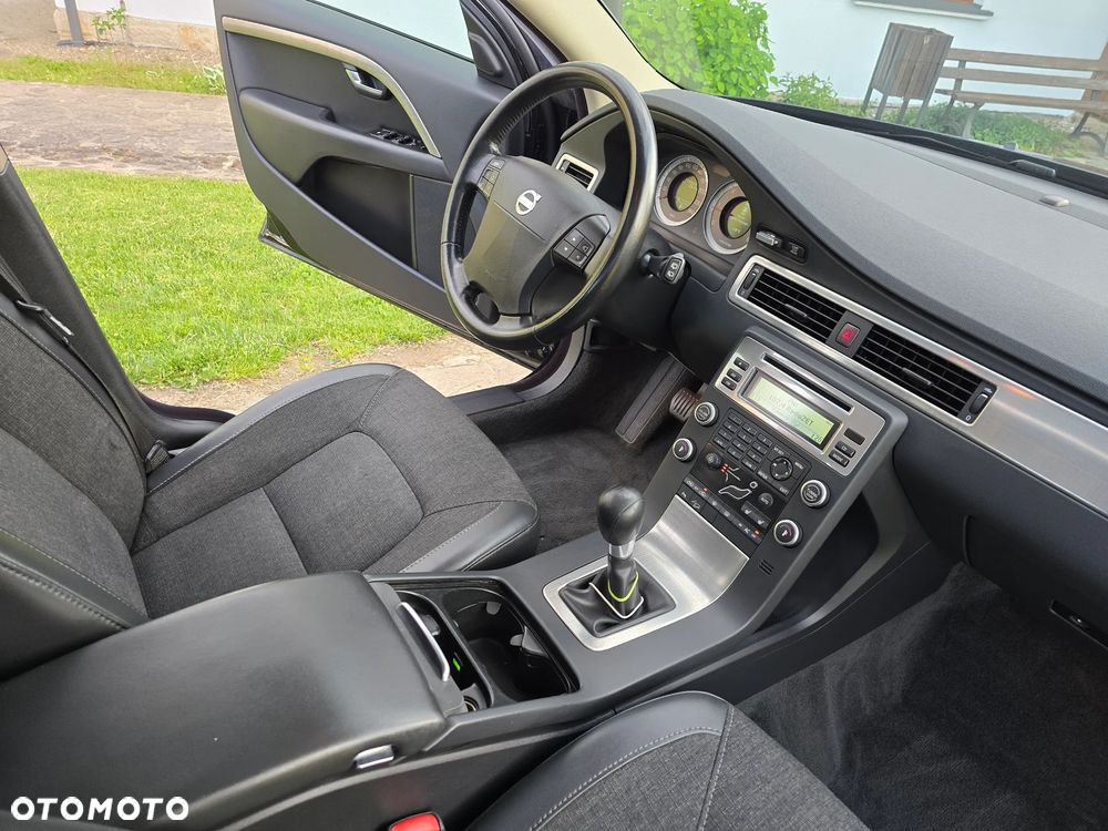 Volvo XC 70 D5 AWD Kinetic - 20