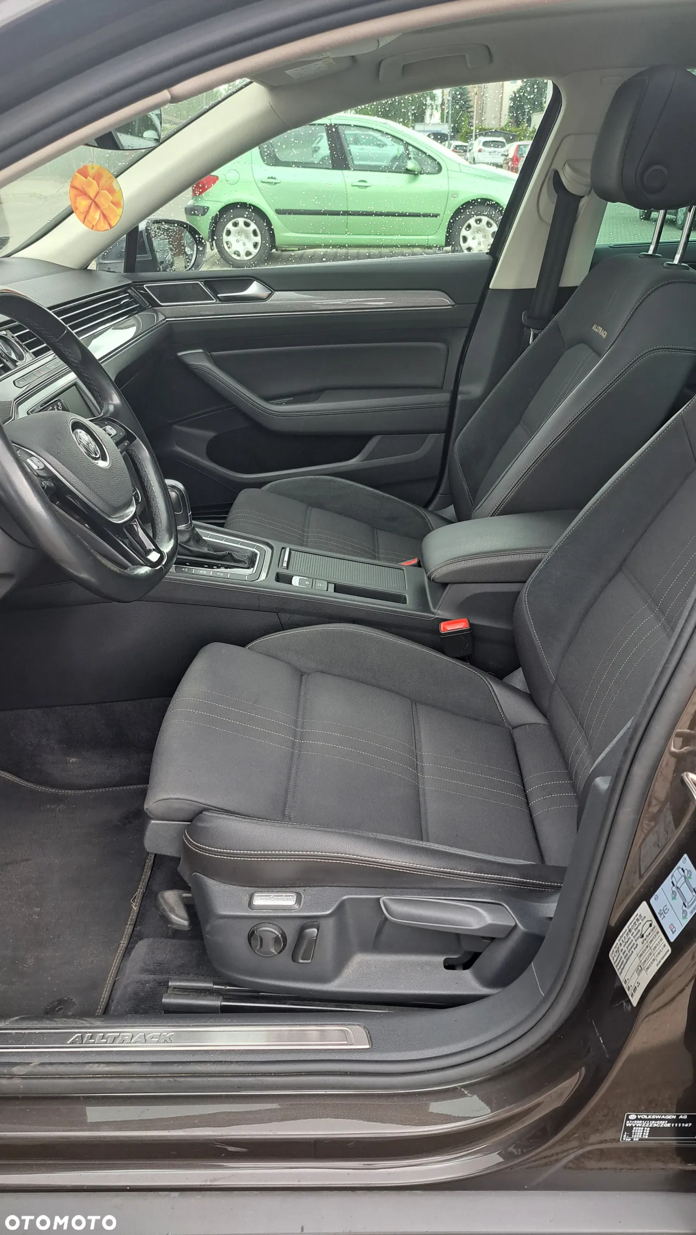 Volkswagen Passat Alltrack 2.0 TDI SCR 4Motion DSG (BMT) - 10