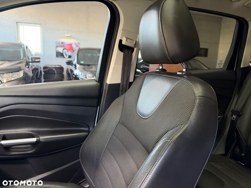 Ford Kuga 2.0 TDCi 4x4 Individual - 34