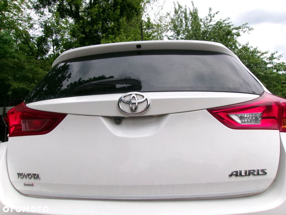 KLAPA TYŁ TOYOTA AURIS II  12-18 HB 040 - 1