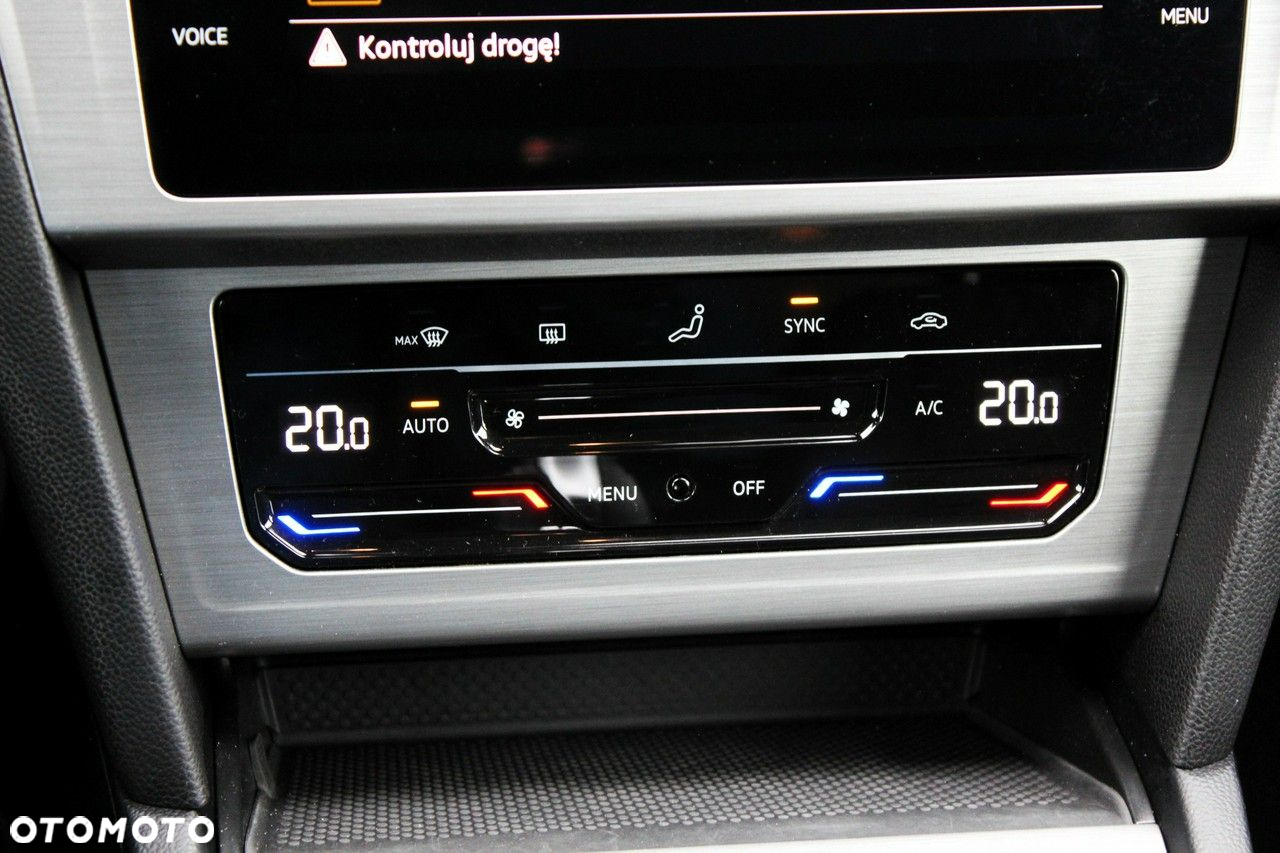 Volkswagen Passat 1.5 TSI EVO Essence DSG - 16