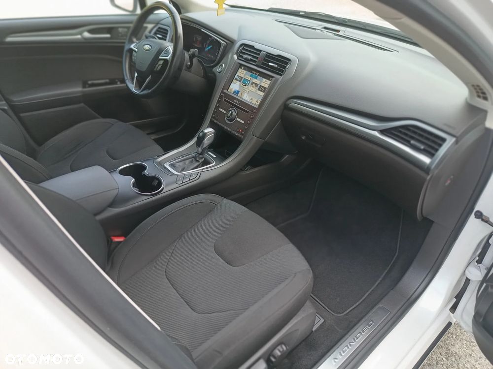 Ford Mondeo - 15