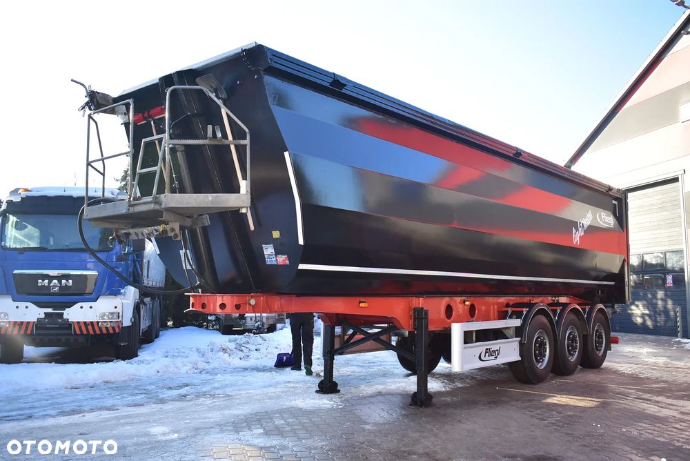 Fliegl Wywrotka / 55 m³/ Klapo-Drzwi/2 x Szybr/ S.A.F / Oś podnoszona / Sprowadzona z Niemiec ! - 1