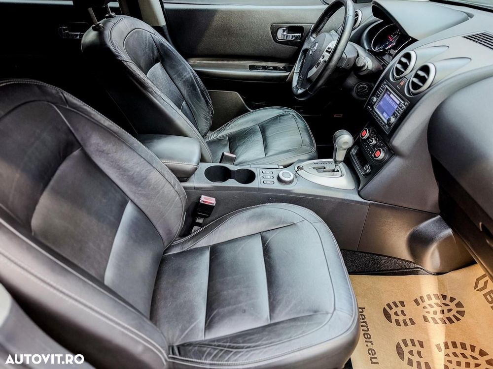 Nissan Qashqai+2 - 17