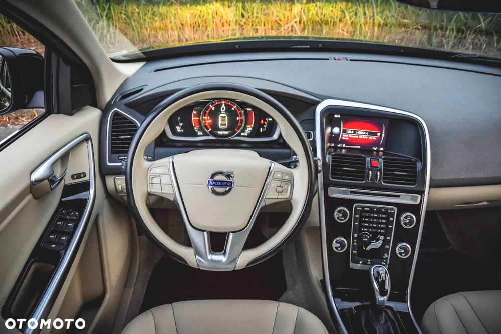Volvo XC 60 D4 AWD Summum - 29
