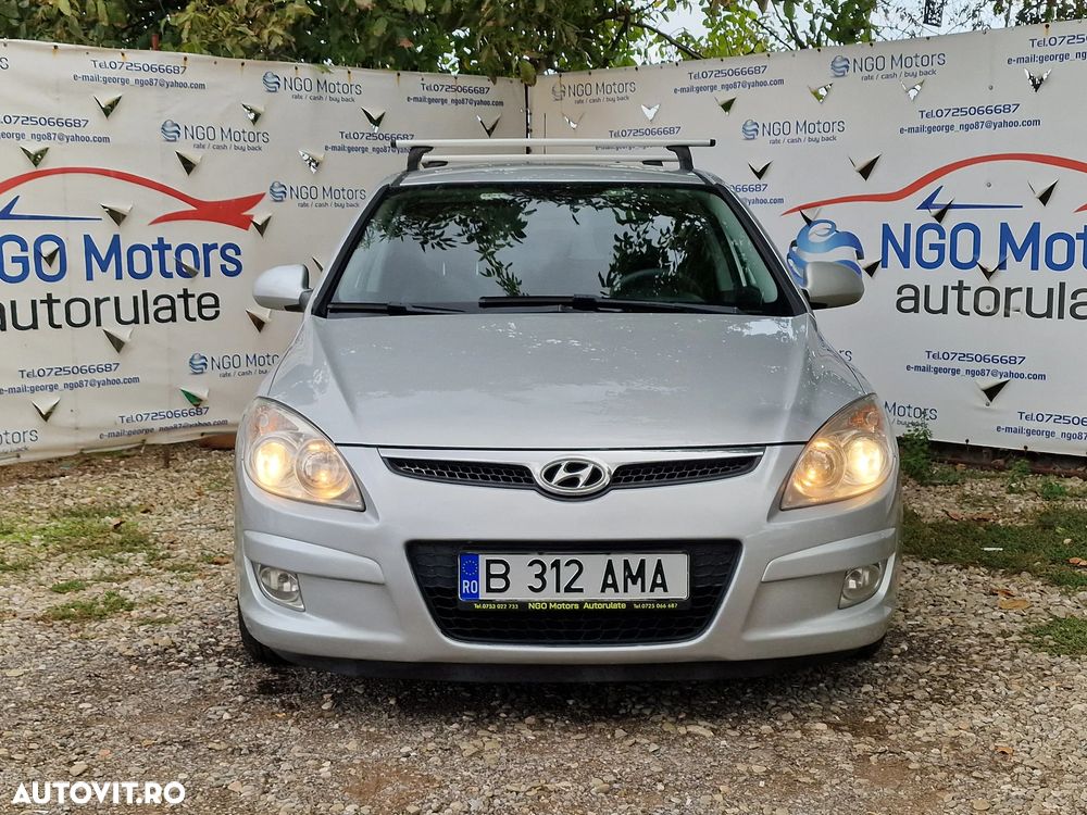 Hyundai i30 1.6 CRDI blue Classic - 3