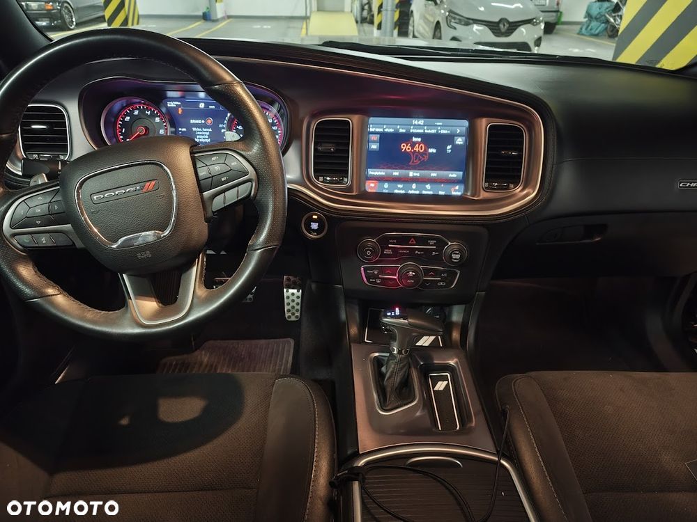 Dodge Charger Automatik R/T Scat Pack - 8