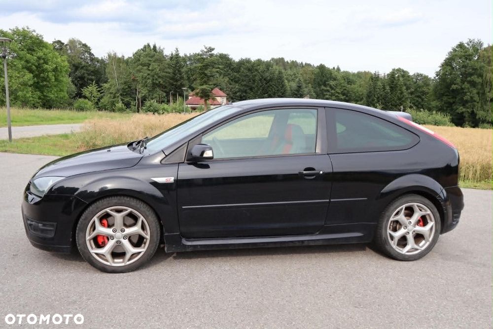 Ford Focus ST - 10