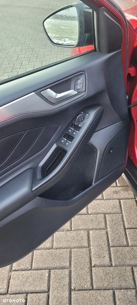 Ford Focus 1.0 EcoBoost Start-Stopp-System TITANIUM STYLE - 13