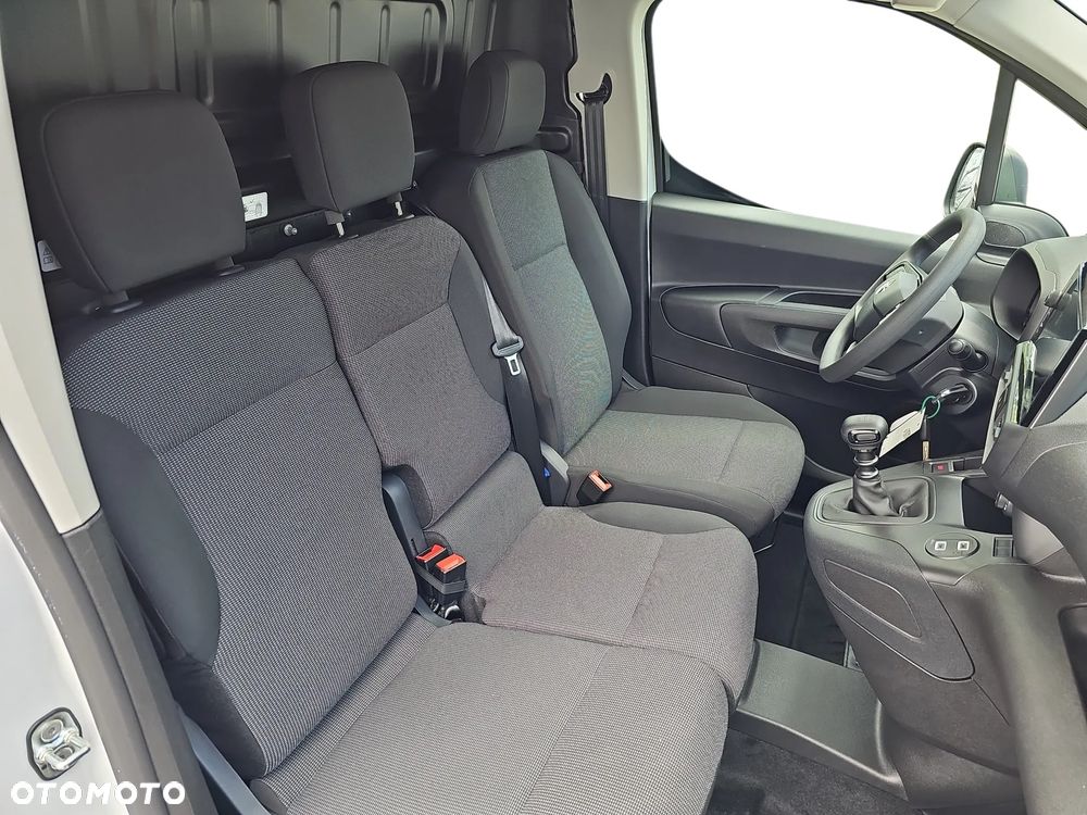 Opel COMBO Cargo Furgon - 12