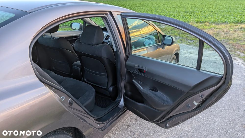Honda Civic 1.8 Comfort - 19