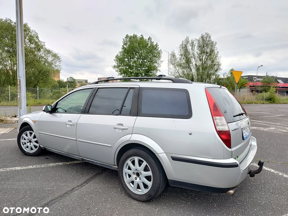 Ford Mondeo 2.0 TDCI DPF Trend - 9