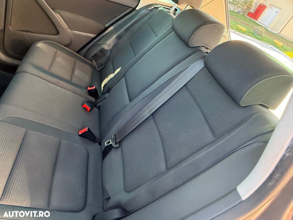 Volkswagen Tiguan 2.0 TDI CR DPF 4Motion Track&Field - 4