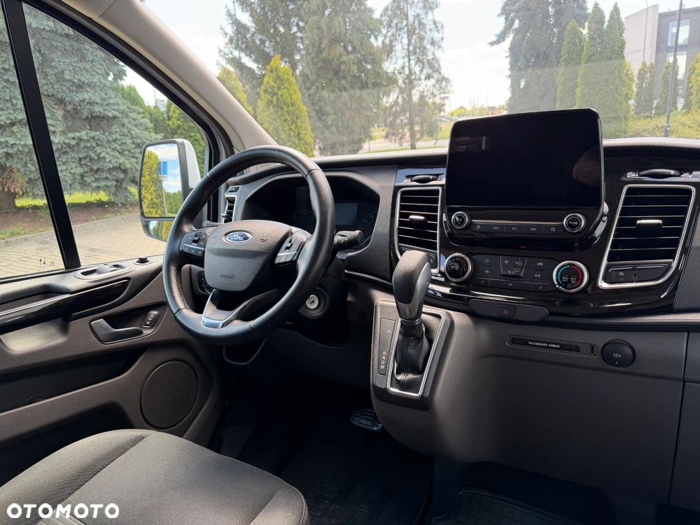 Ford Transit Custom 300 L1H1 Limited (bryg.) - 16