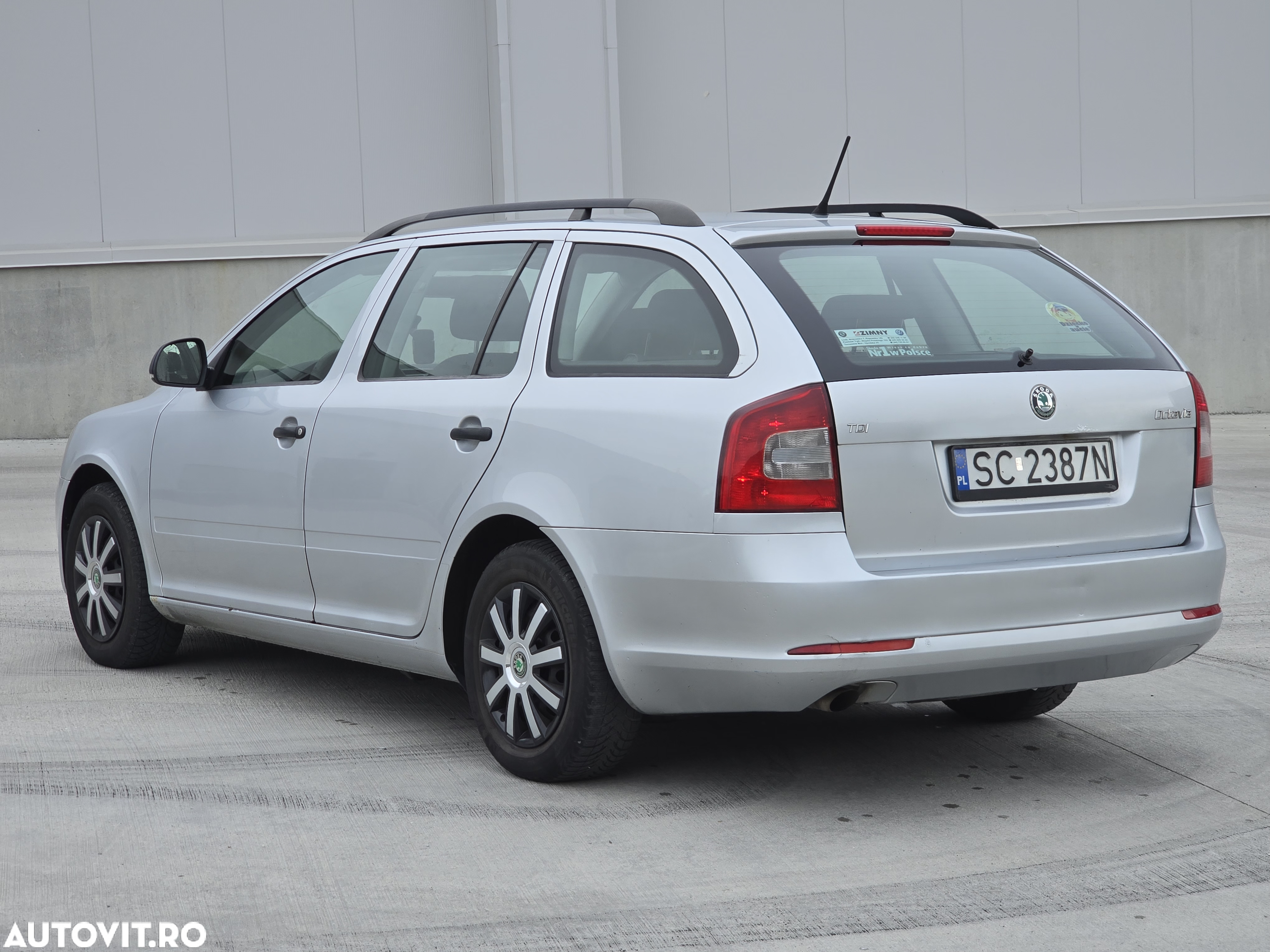 Skoda Octavia 1.6 TDI ACTIVE - 3