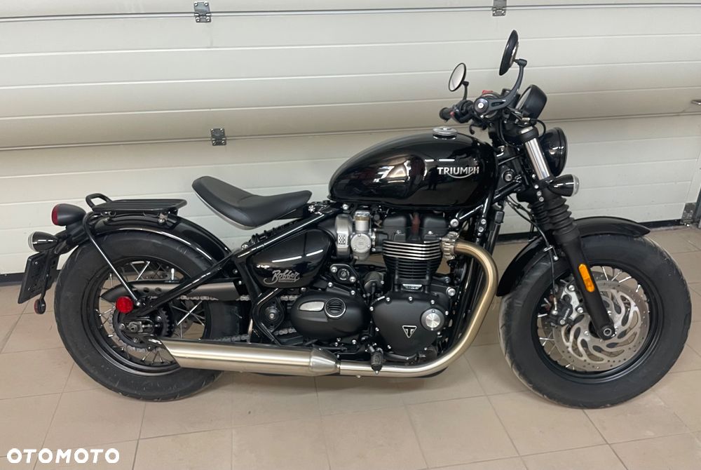 Triumph Bonneville Bobber - 6