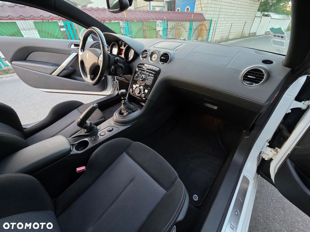 Peugeot RCZ 2.0 HDi FAP 160 - 11