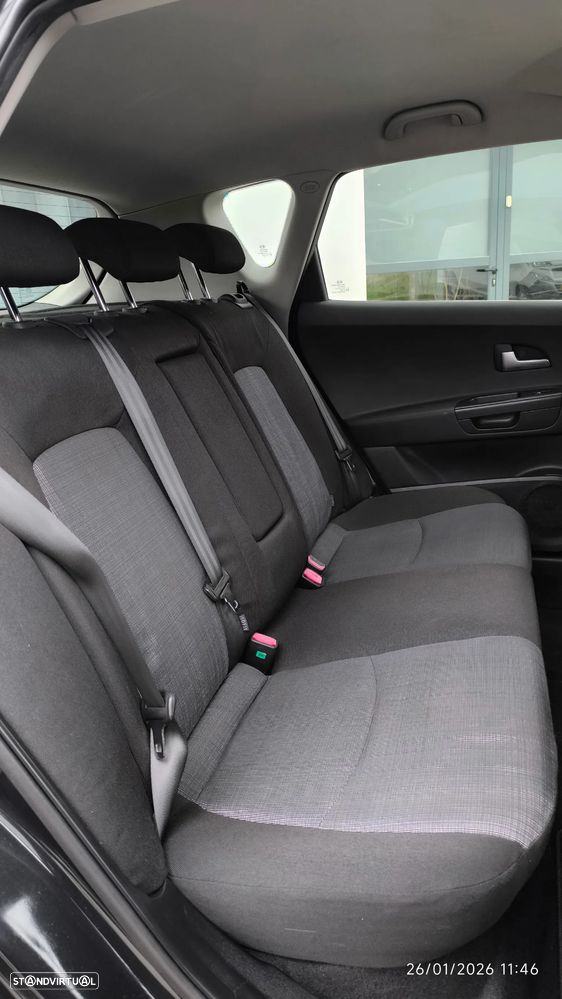 Kia Ceed 1.6 CRDi EX Eco - 34