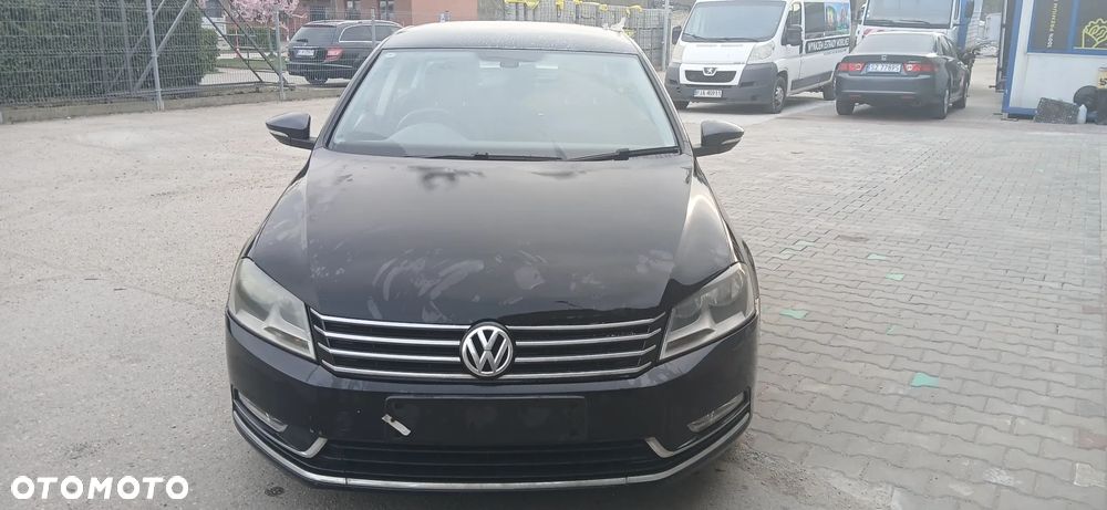 Volkswagen Passat 2.0 Blue TDI DSG SCR Comfortline - 3