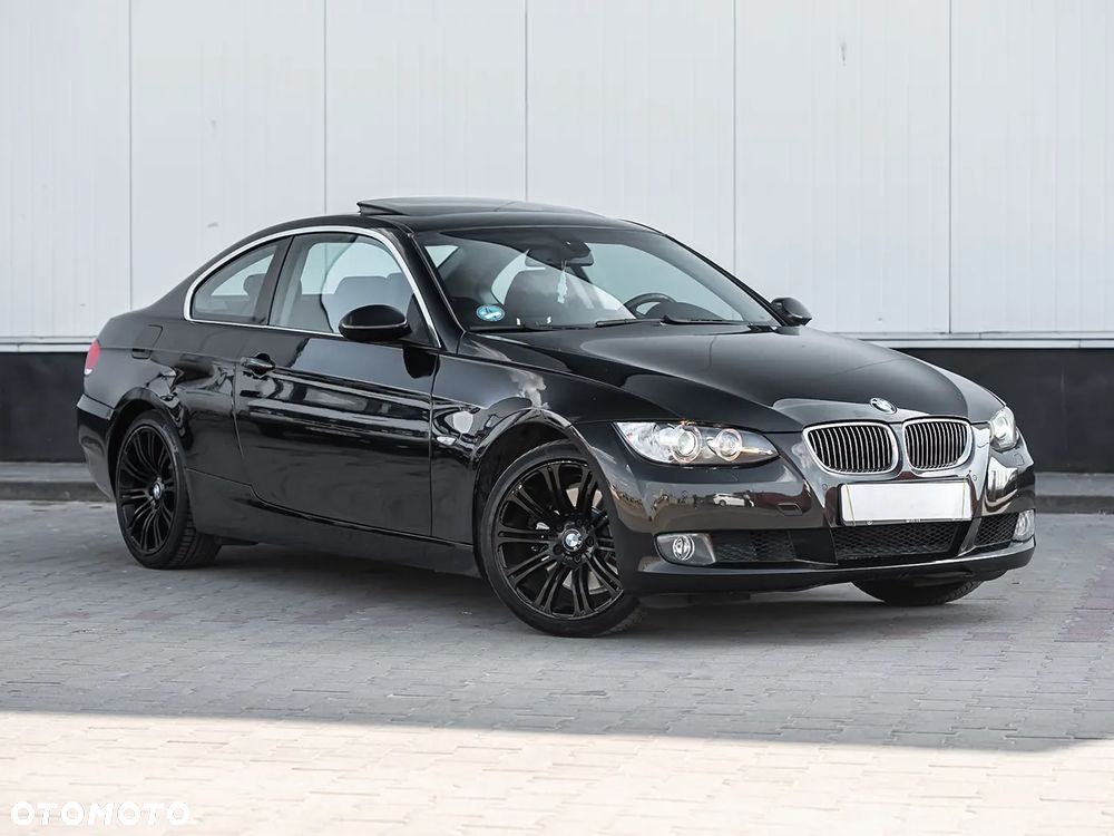 BMW Seria 3 325i - 1
