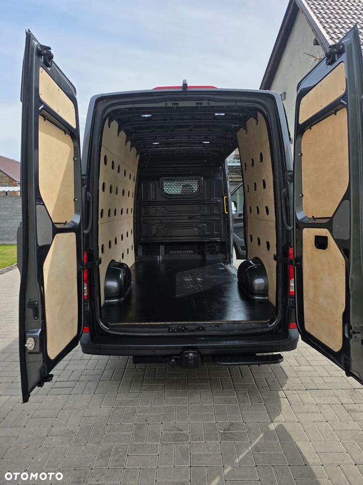 Volkswagen CRAFTER - 8