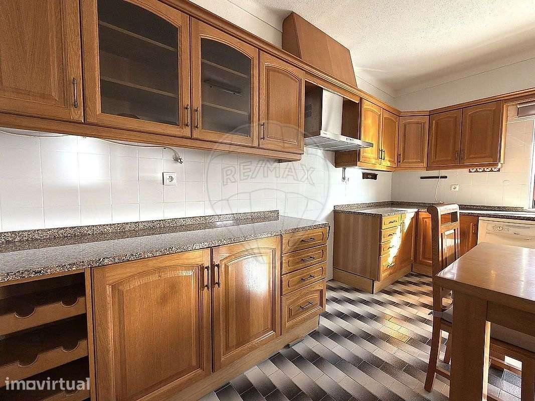 Apartamento T2 para arrendamento - Grande imagem: 3/14