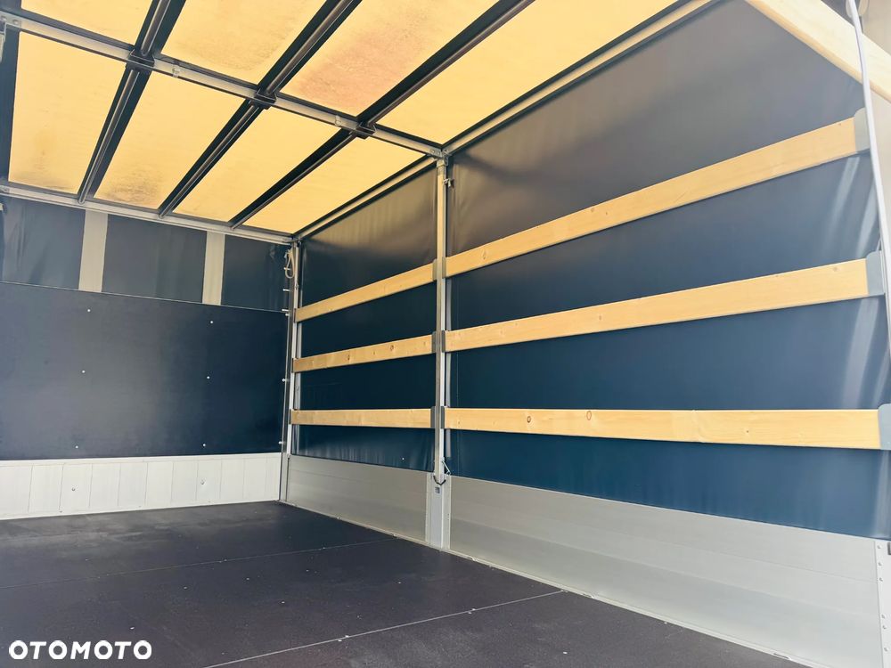 Renault Nowy Master - 11