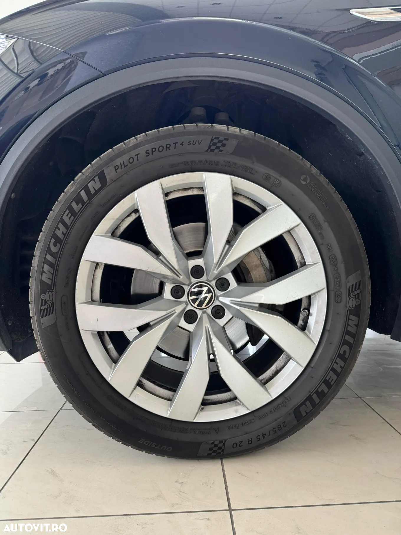 Volkswagen Touareg - 35