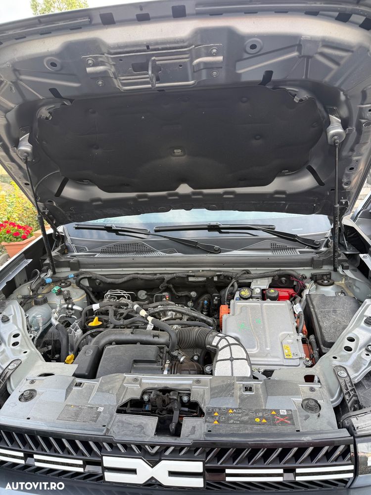 Dacia Bigster HEV 155 Extreme - 11