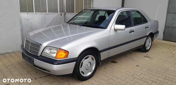 Mercedes-Benz Klasa C 200 D Classic