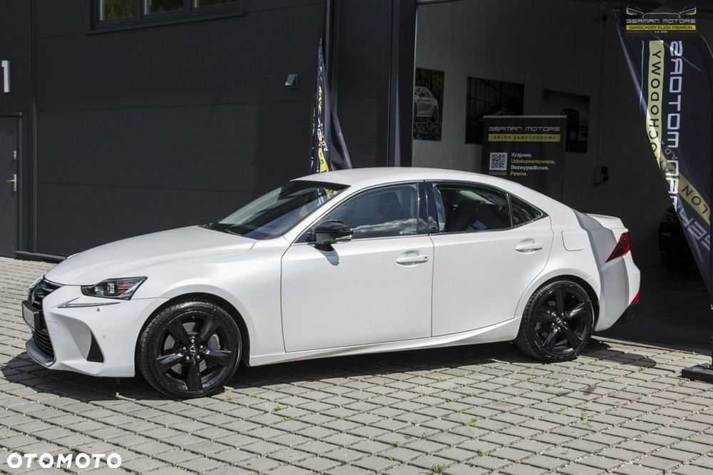 Lexus IS - 18