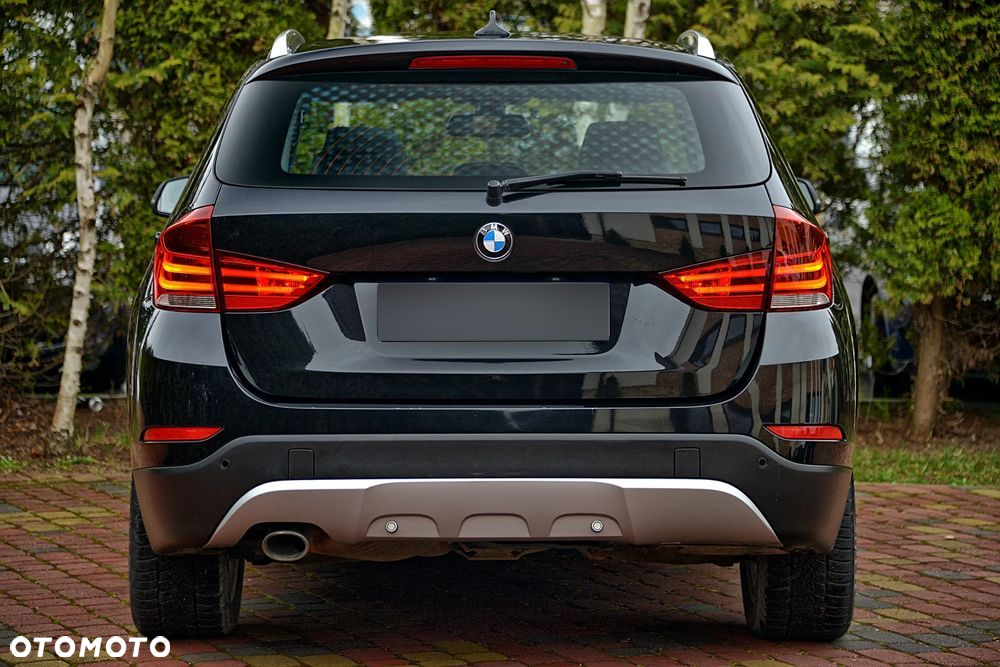 BMW X1 xDrive20d xLine - 17