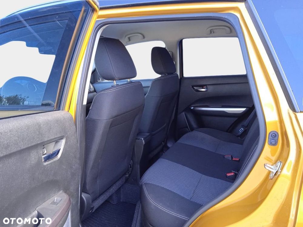 Suzuki Vitara 1.4 Boosterjet SHVS Premium 4WD - 34