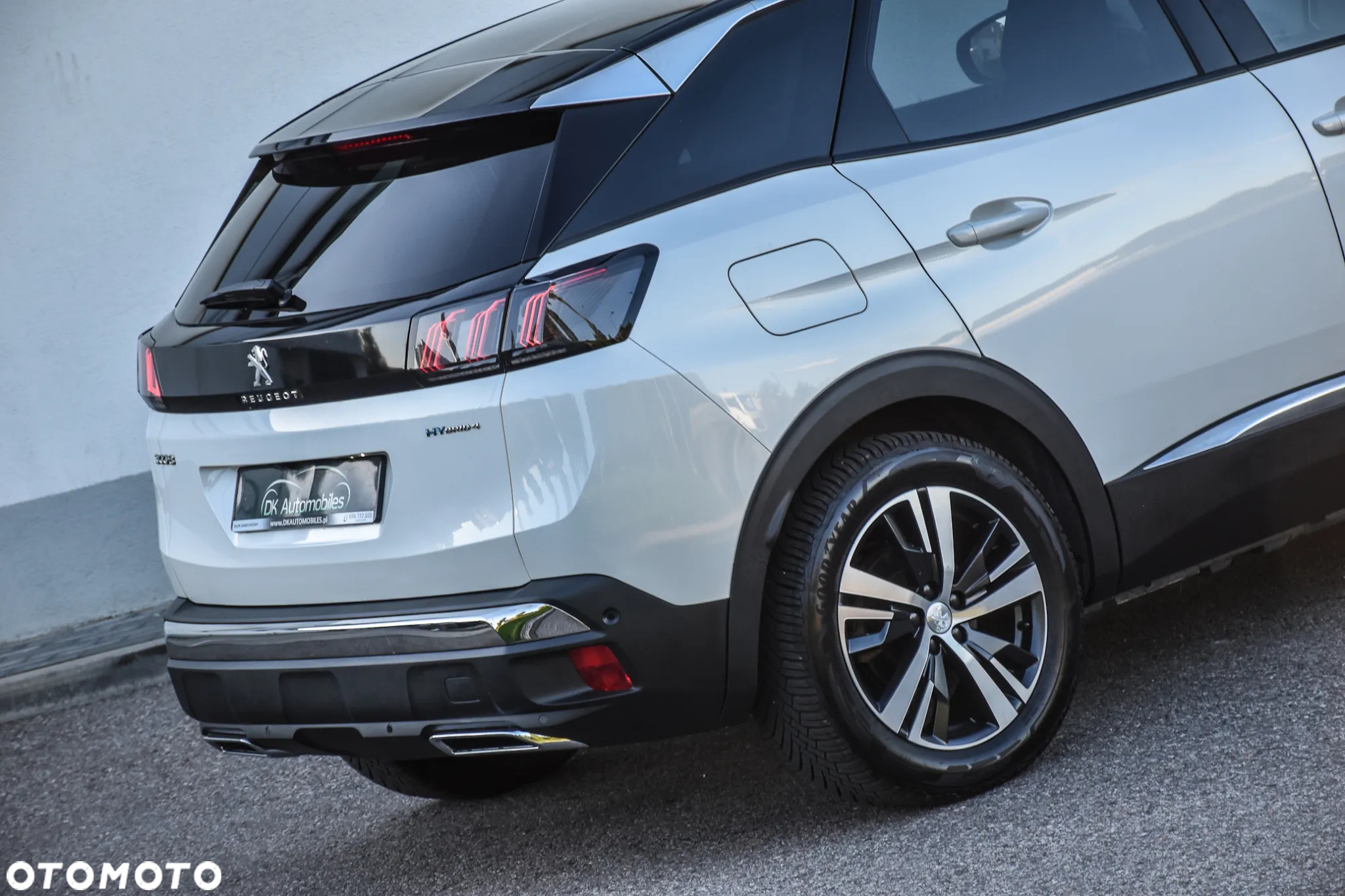 Peugeot 3008 1.6 PureTech Hybrid4 PHEV GT Pack S&S EAT8 - 12