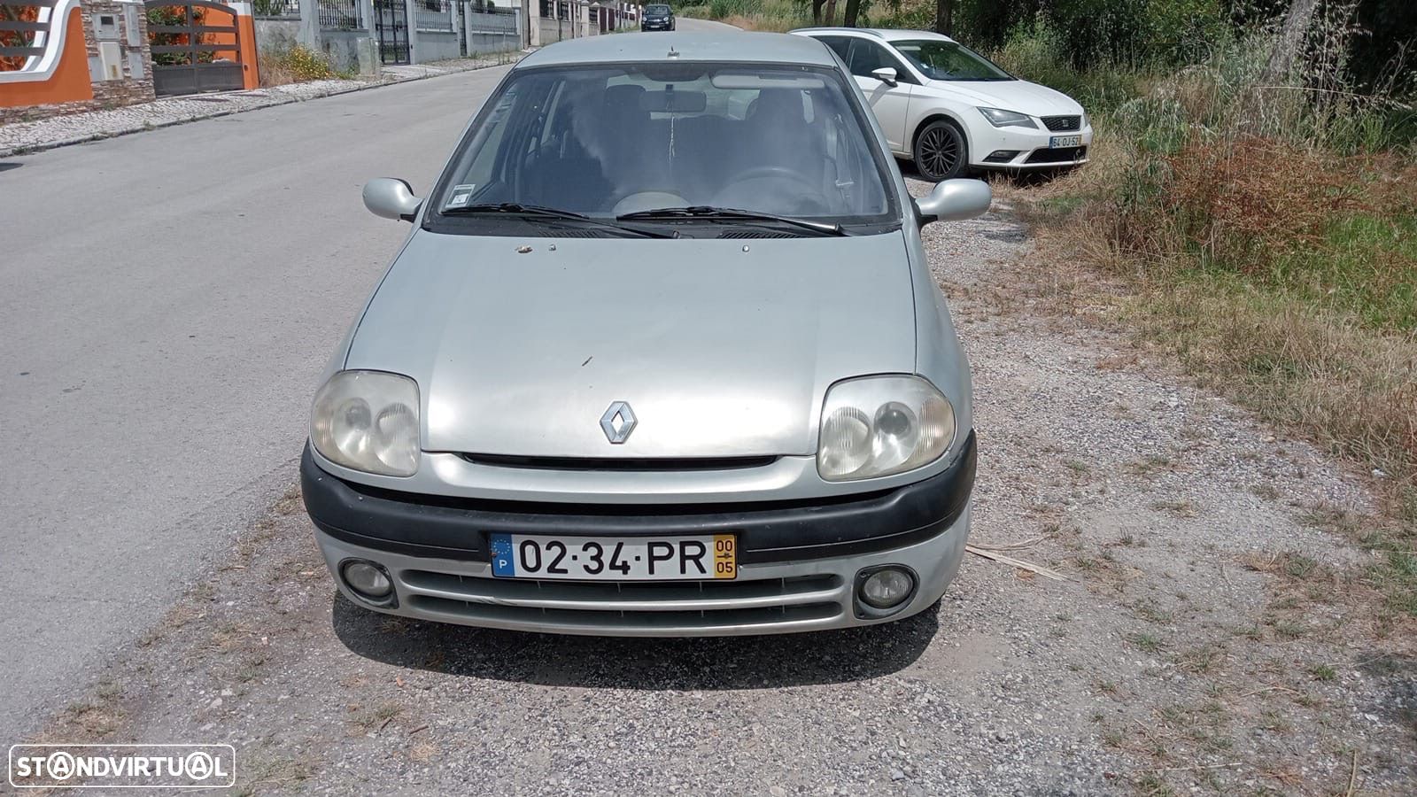 Renault Clio - 1