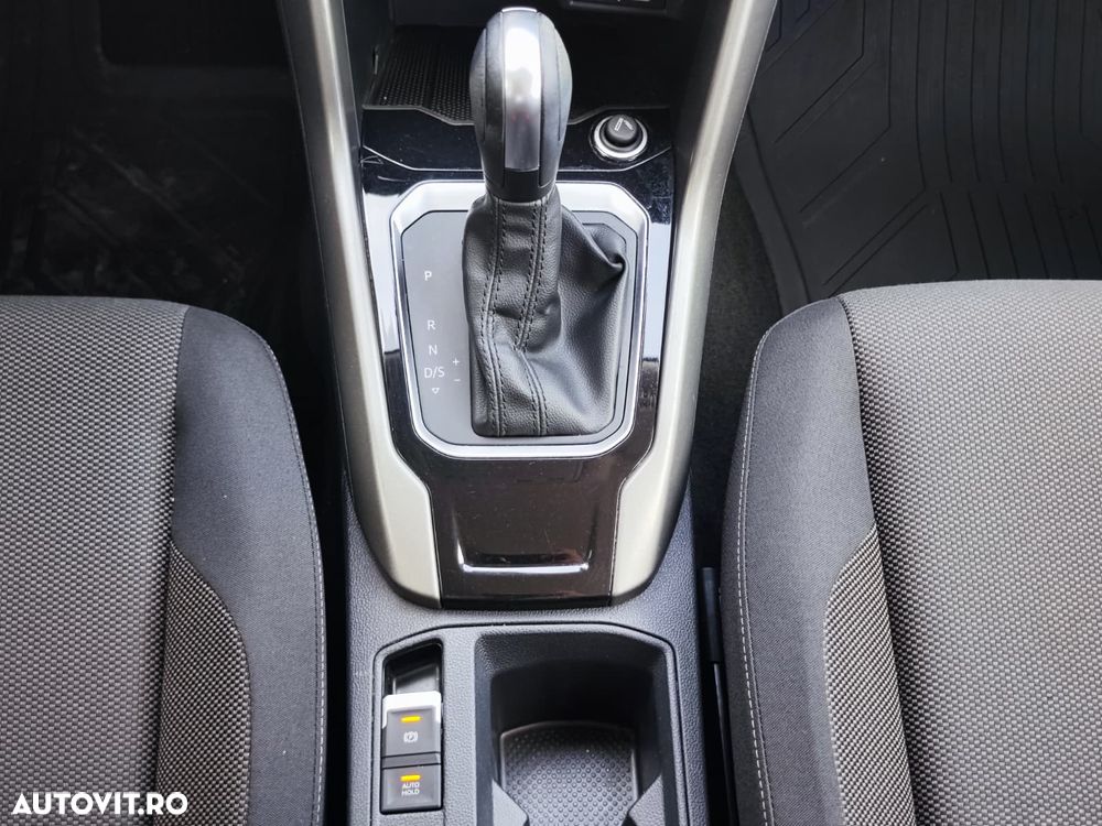 Volkswagen T-Roc 2.0 TDI DSG Design - 22