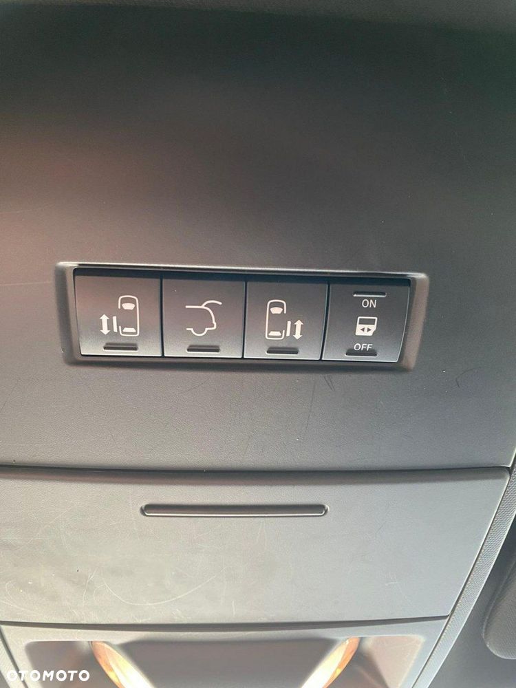 Dodge Grand Caravan - 19