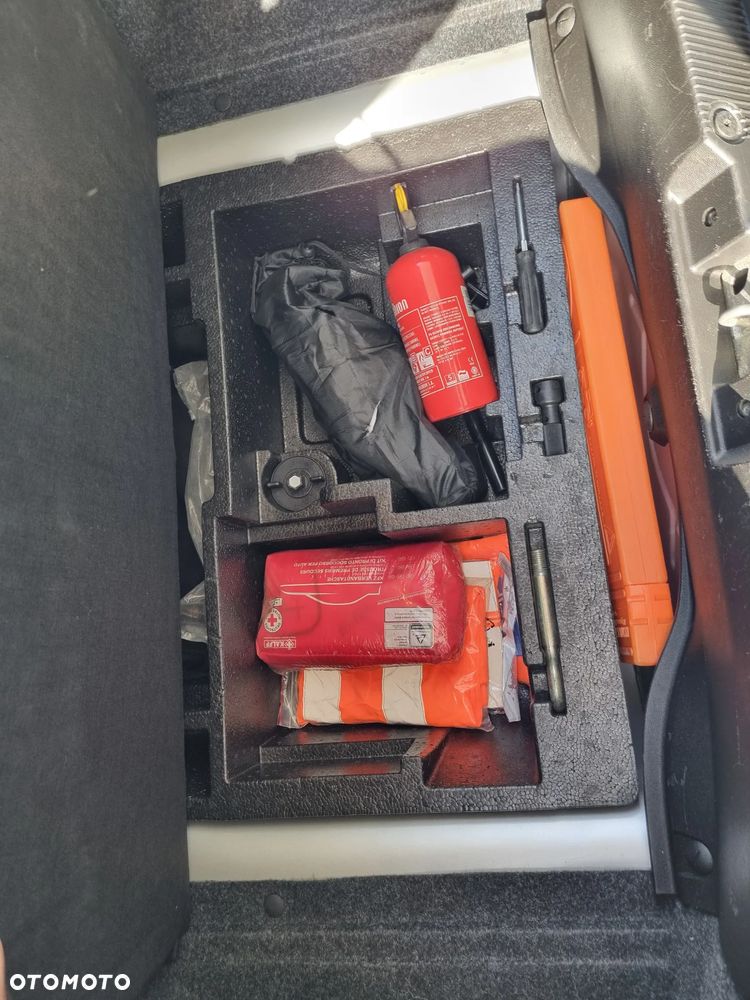 Fiat Linea 1.4 T-Jet 16V Active - 21