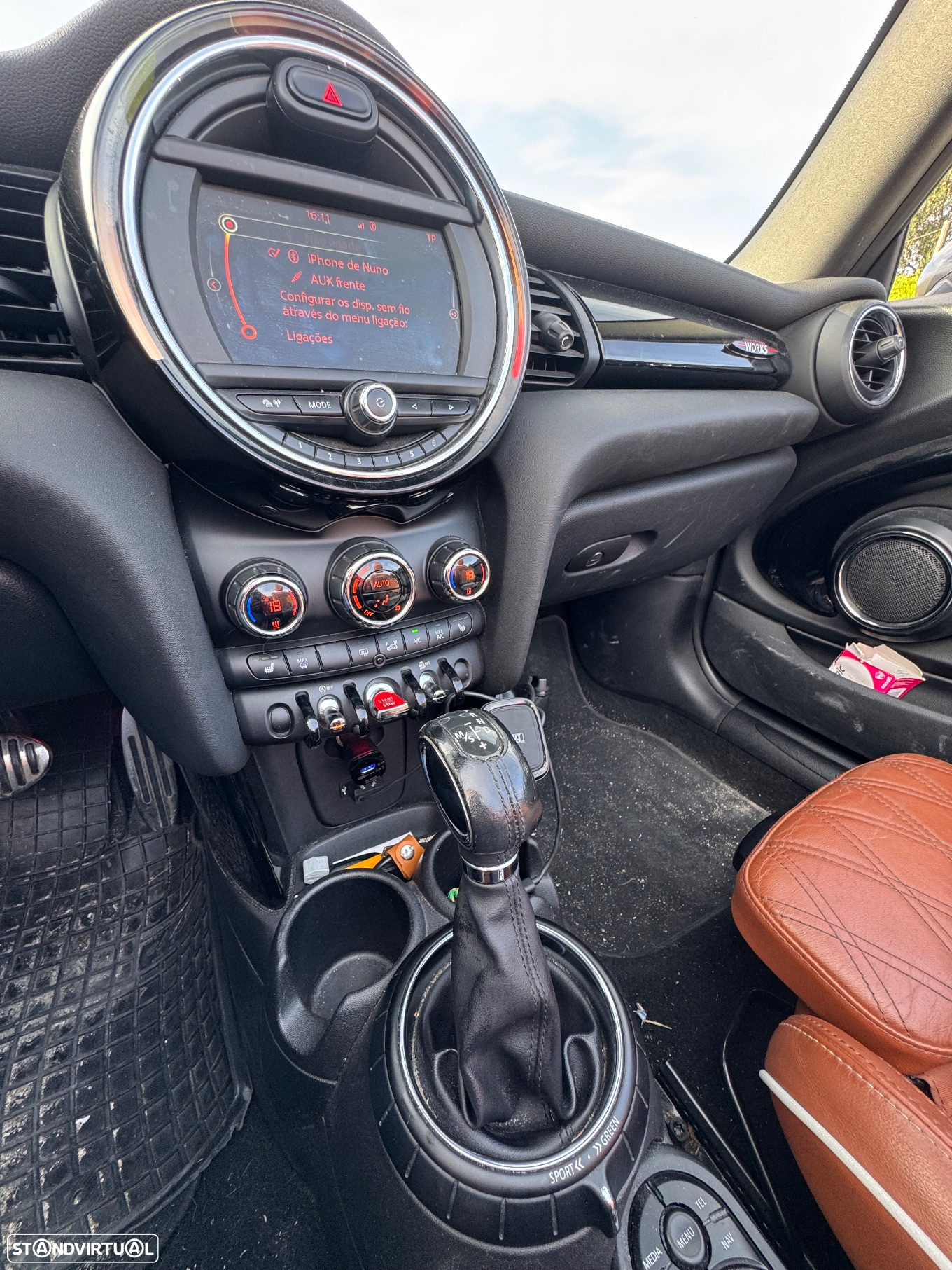 MINI Cabrio Cooper SD Auto Desportiva - 17