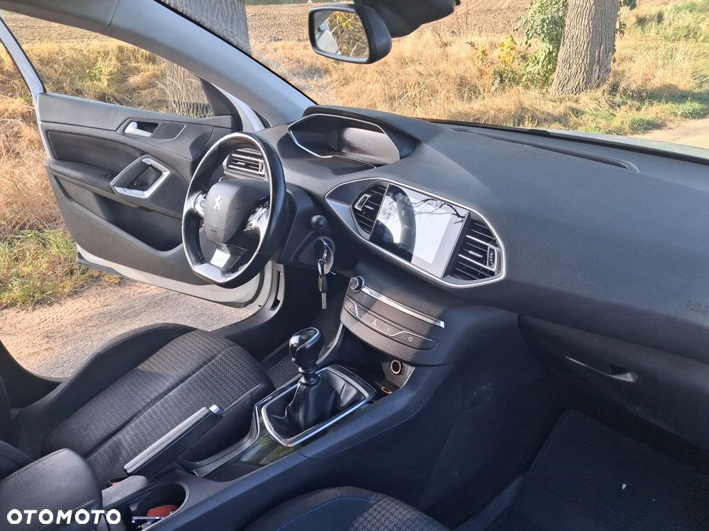 Peugeot 308 - 9