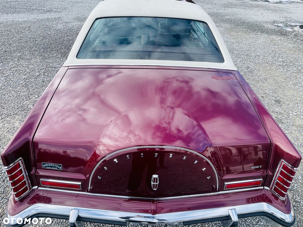 Lincoln Continental - 13