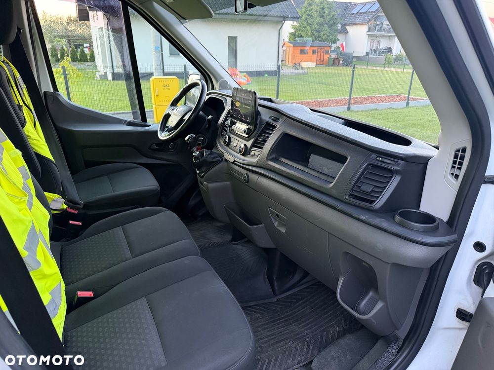 Ford Transit - 17