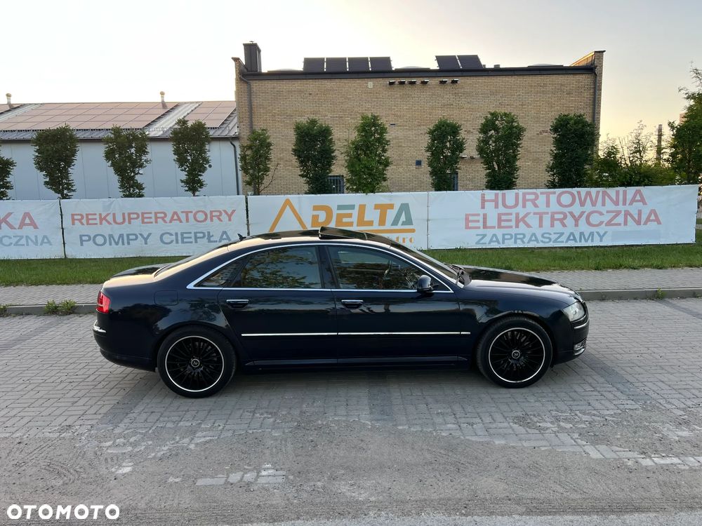 Audi A8 6.0 W12 Quattro - 7