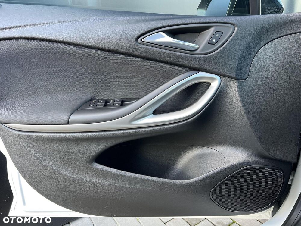 Opel Astra - 9