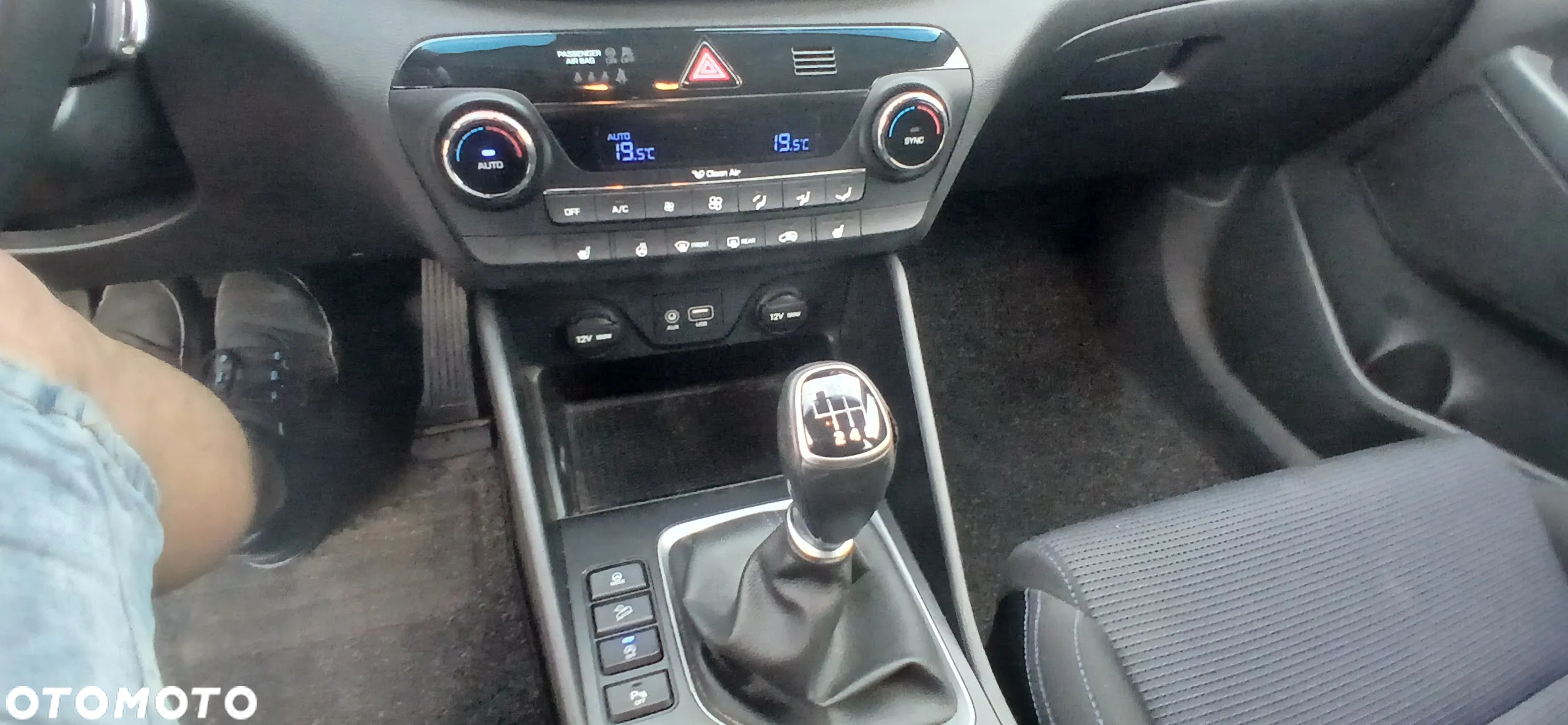 Hyundai Tucson 1.7 CRDI BlueDrive Comfort 2WD - 14