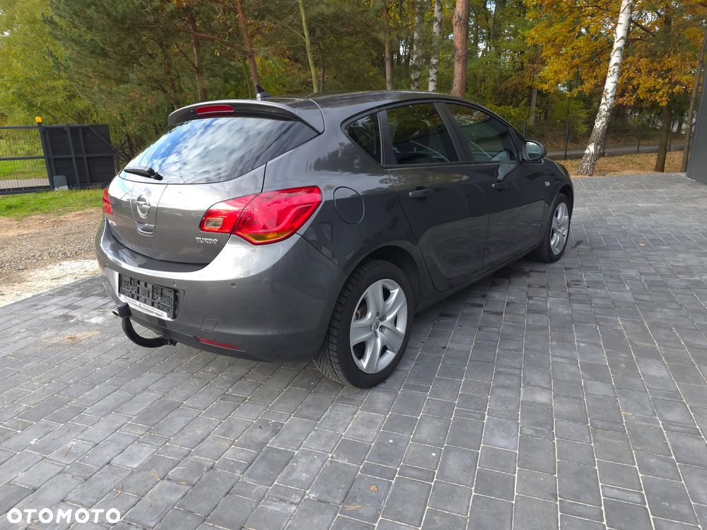 Opel Astra - 14