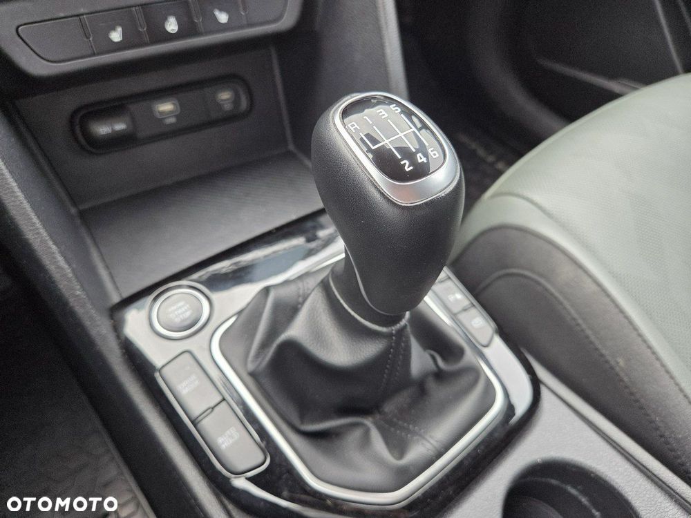 Kia Sportage 1.6 T-GDI Anniversary 2WD - 24