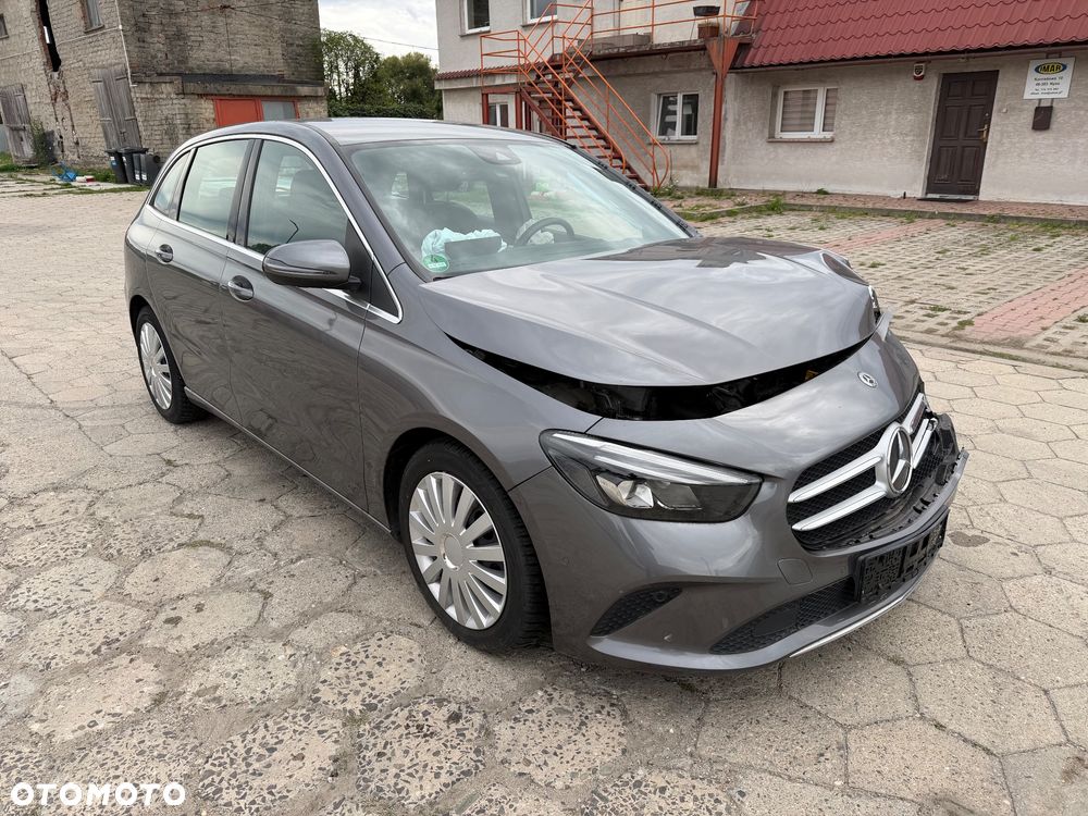 Mercedes-Benz Klasa B 220 4Matic 7G-DCT AMG Line - 9