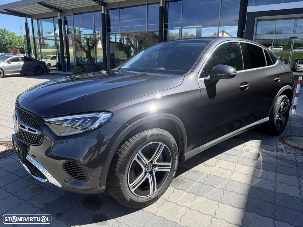 Mercedes-Benz GLC 300 e Coupe 4Matic - 3