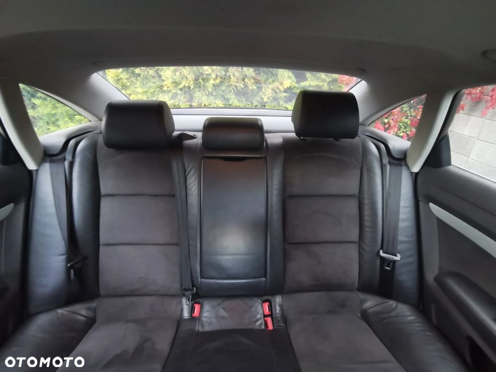 Audi A6 - 12